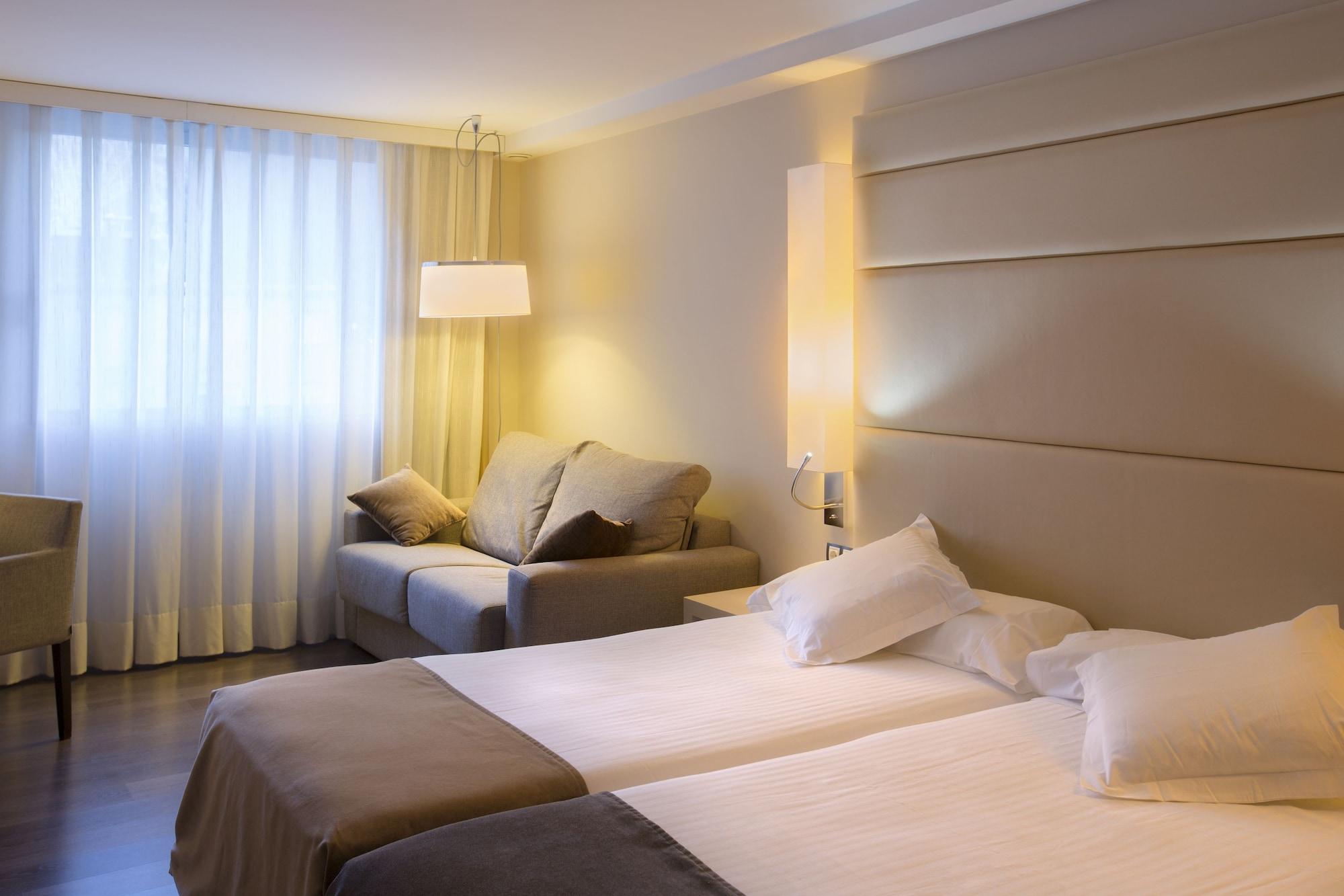 Yomo Mola Park Hotel Les Escaldes Ngoại thất bức ảnh