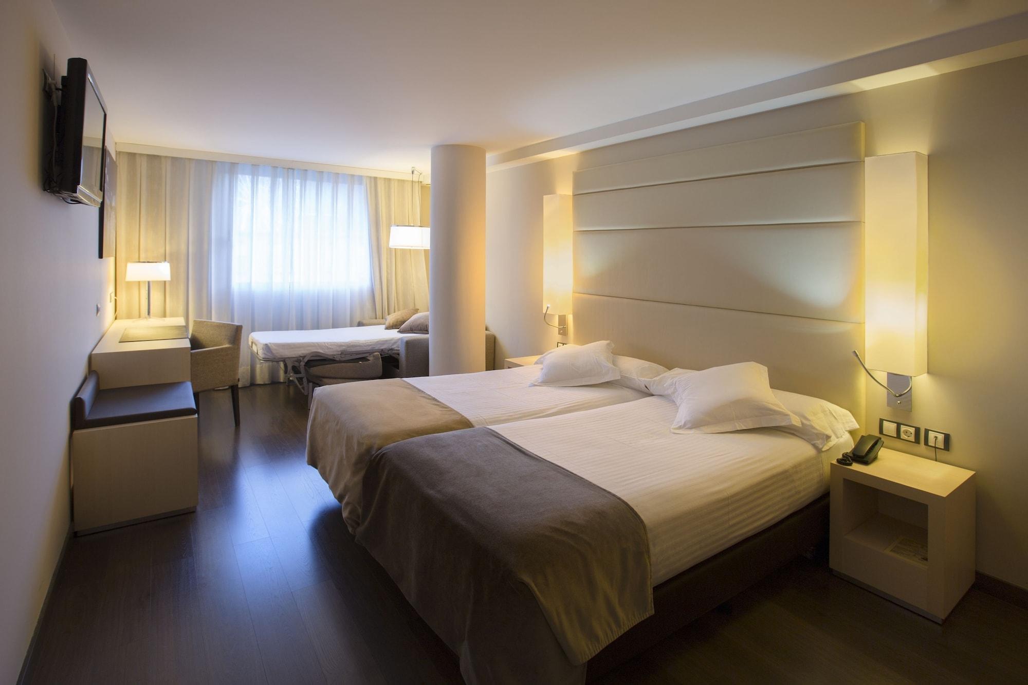 Yomo Mola Park Hotel Les Escaldes Ngoại thất bức ảnh