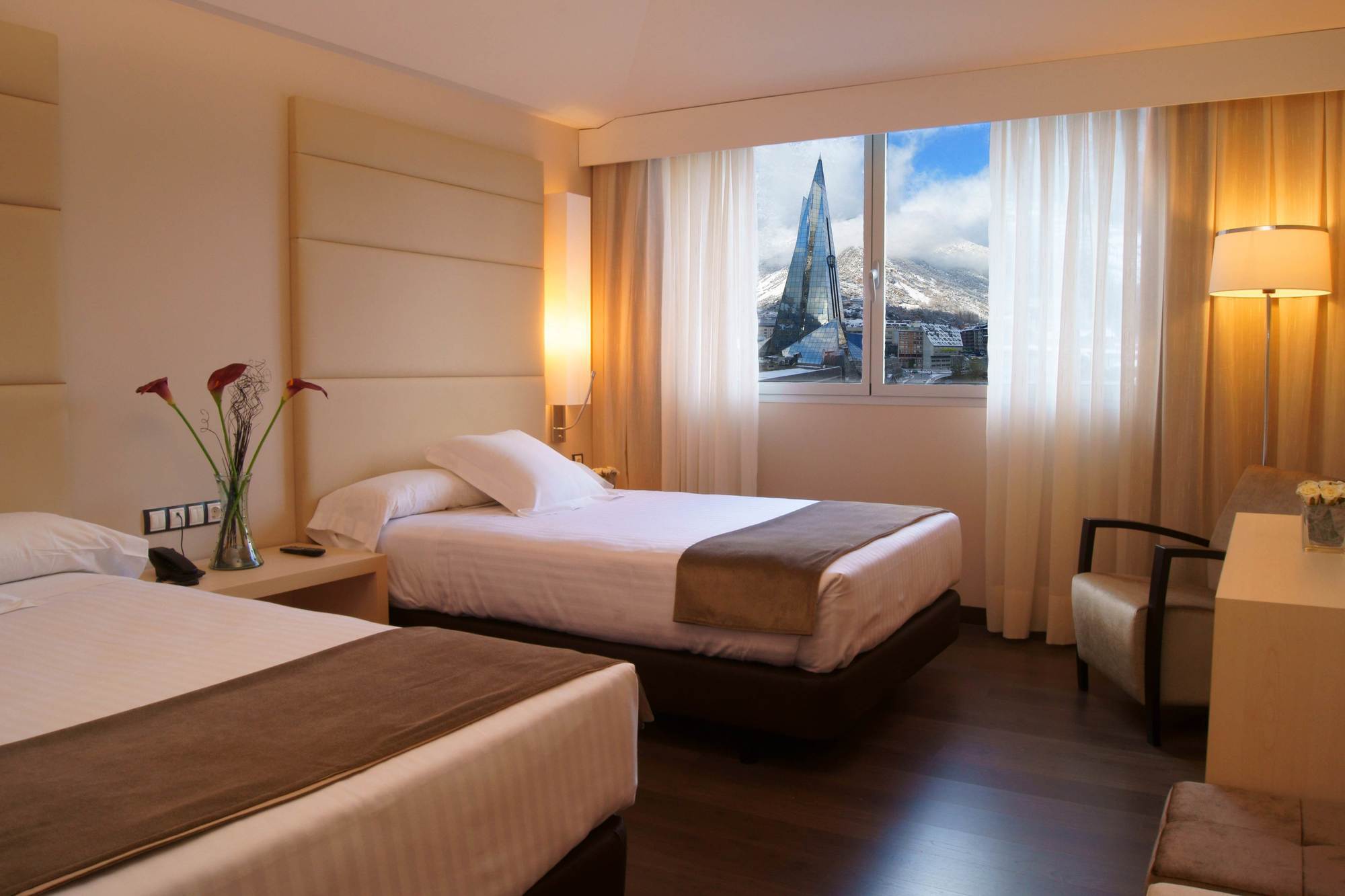 Yomo Mola Park Hotel Les Escaldes Phòng bức ảnh